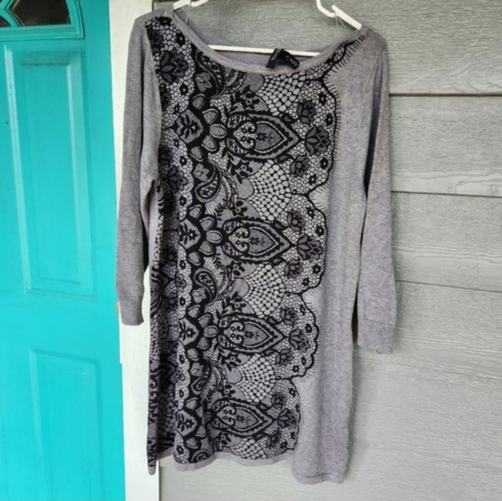 WHBM White House Black Market Gray and Black Lace Top Size XL Extra Large